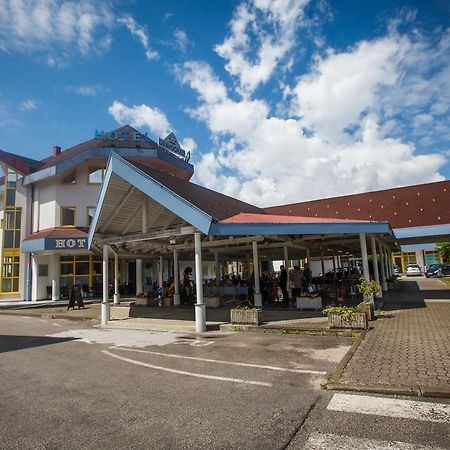 Hotel Dravograd Bagian luar foto