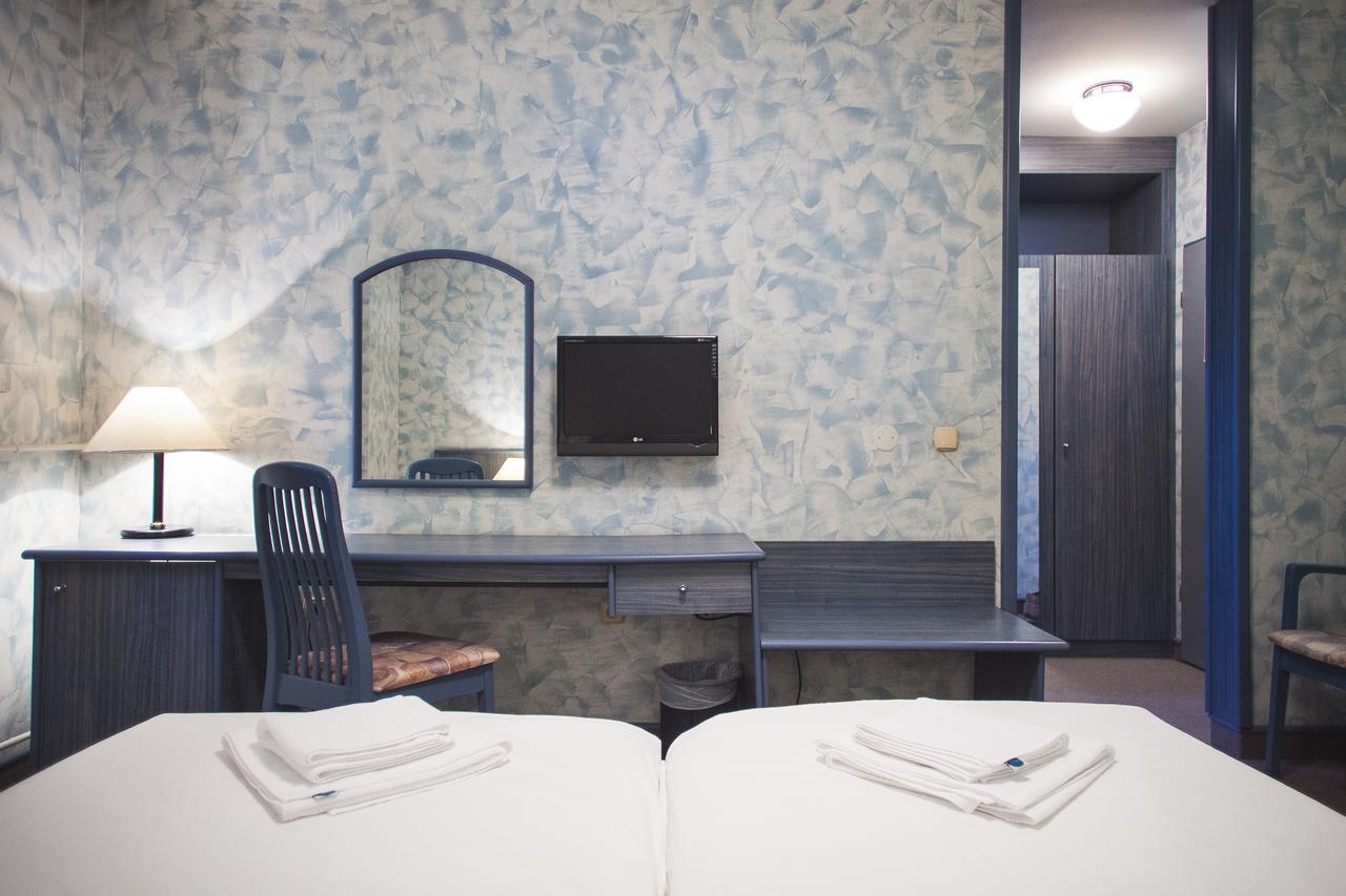Hotel Dravograd Bagian luar foto