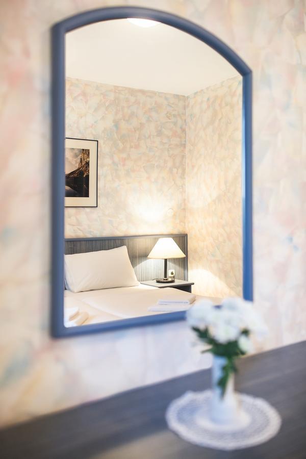 Hotel Dravograd Bagian luar foto